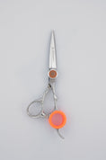 Load image into Gallery viewer, Shoraku Solaris Hairdressing Scissors